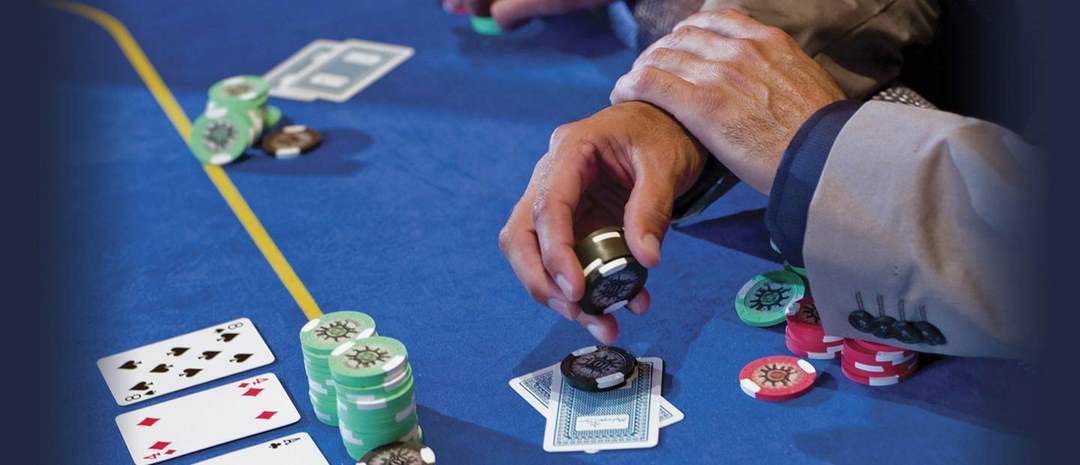 Các giới hạn được quy định trong game bài poker
